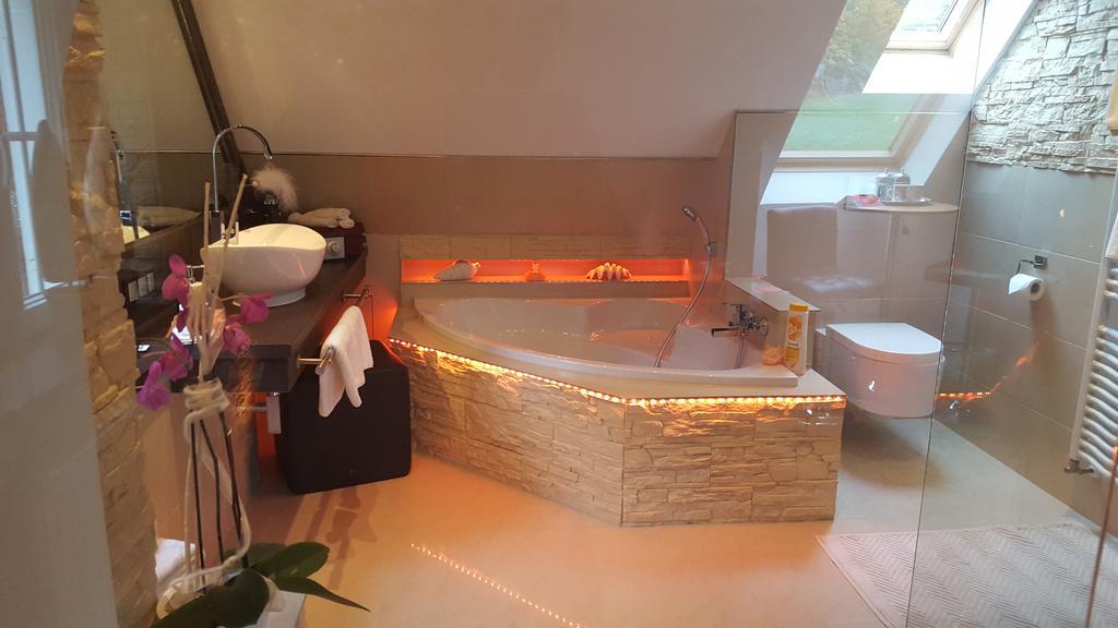 Gaestezimmer Im Haus Am Wald Фройденщат Екстериор снимка