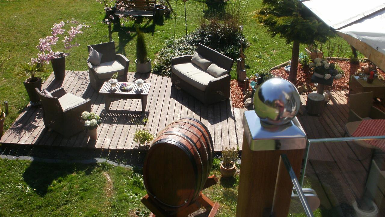 Gaestezimmer Im Haus Am Wald Фройденщат Екстериор снимка
