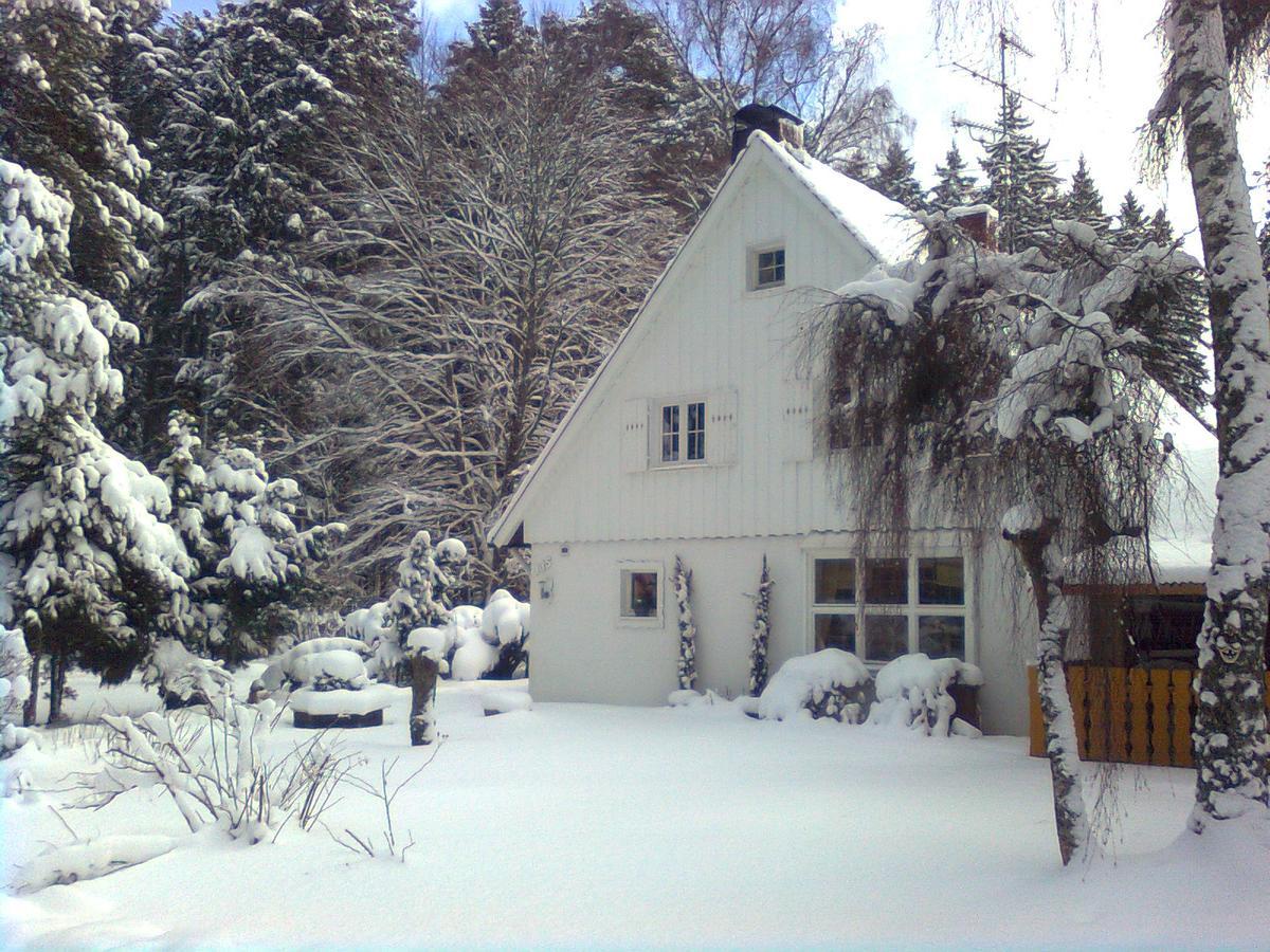 Gaestezimmer Im Haus Am Wald Фройденщат Екстериор снимка